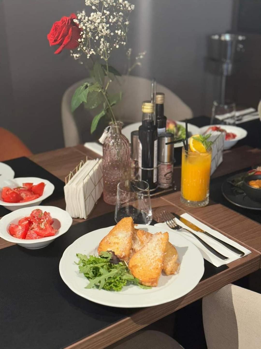 New Grey Residence Apartament Тиргу-Муреш Екстер'єр фото